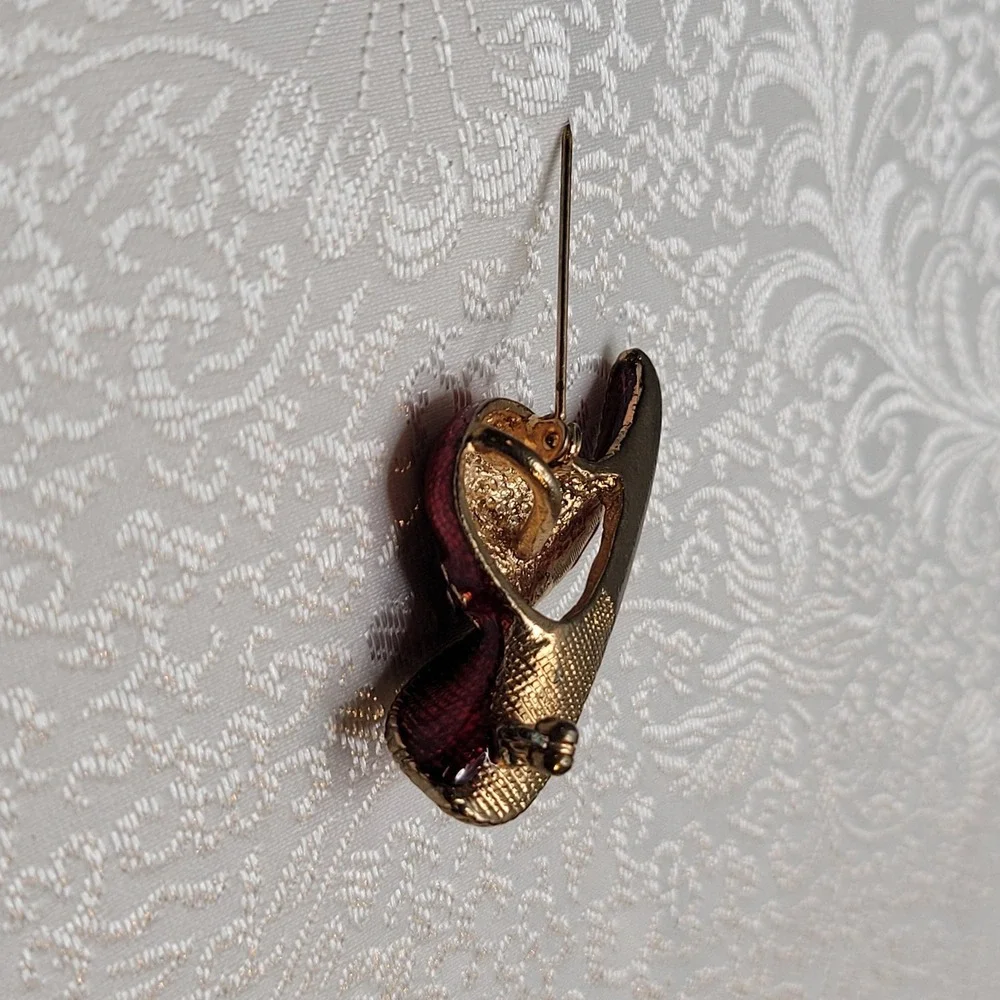 Vintage Gold Ruby Red Hat‎ Society Brooch Enamel Floral Pendant Gift